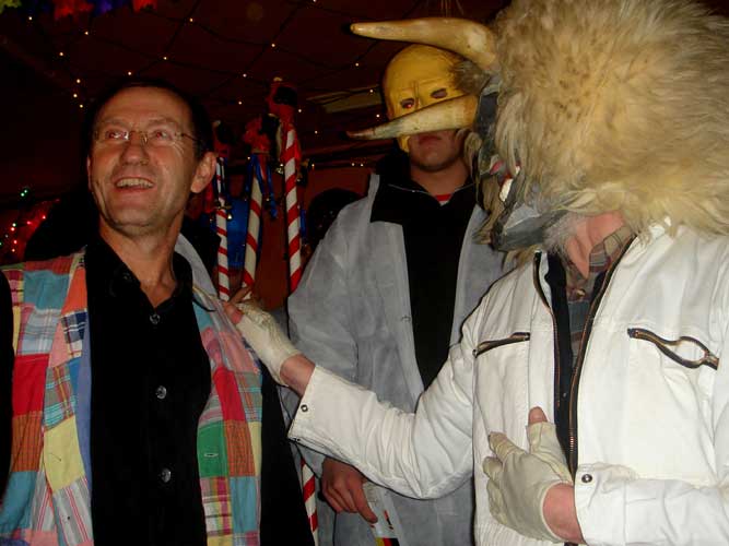 Nachtumzug der Alt-Linner Junggesellen am Schw&ouml;rdonnerstag 2008