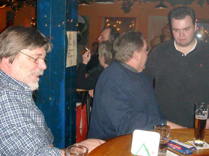 K&ouml;nigshof-Brauerei etabliert sich im Caf&eacute; Konkurs