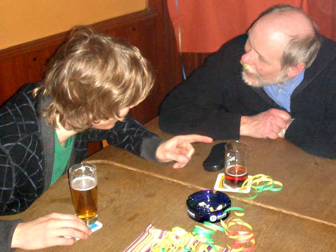 #Zur&uuml;ck zur Auswahlseite Schw&ouml;rdonnertagsnachtumzug